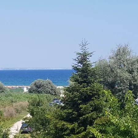 дск Хотел *